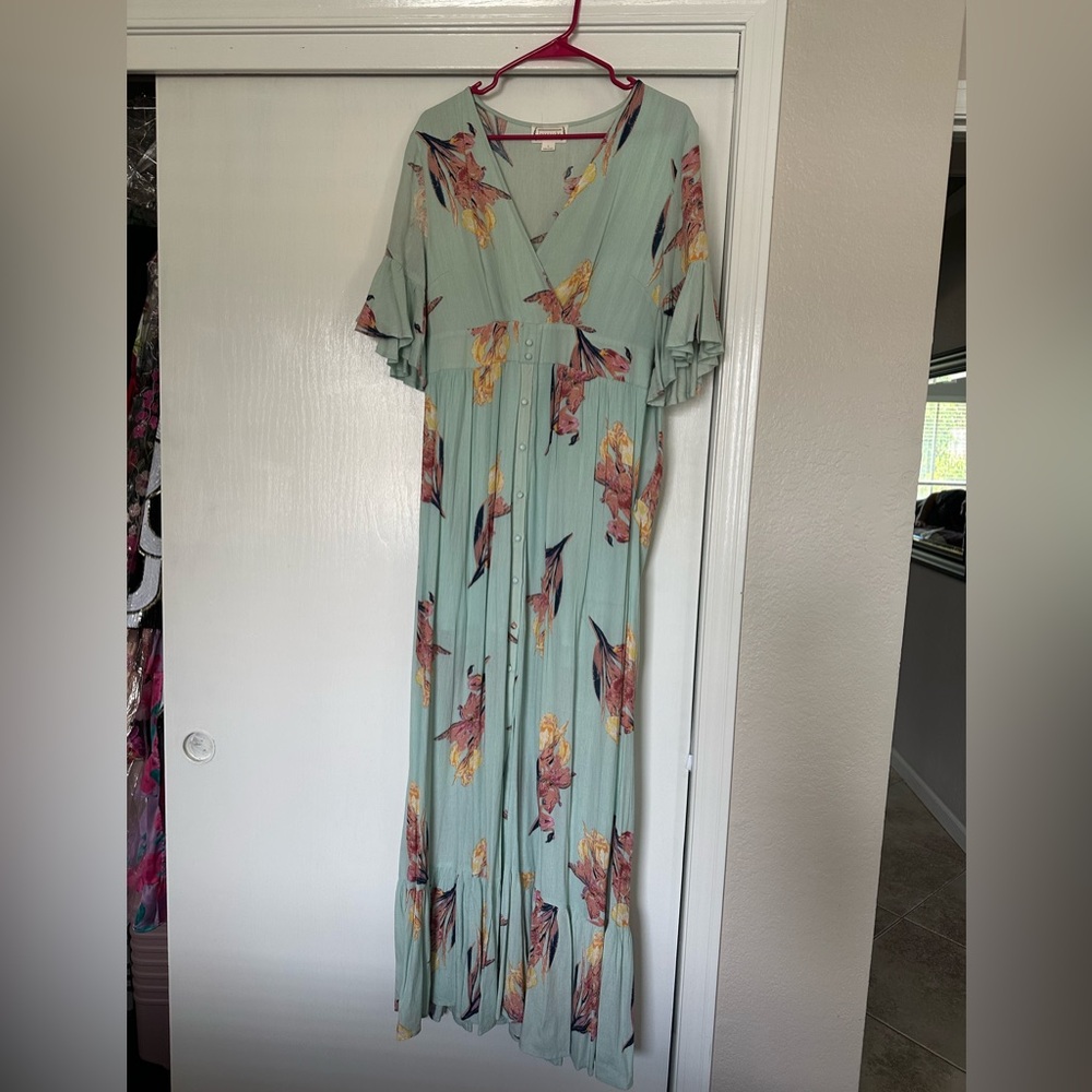 Love Riche Floral Maxi Dress